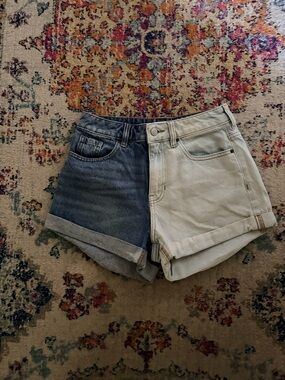 Two-Tone PAC SUN Denim Women’s Shorts -